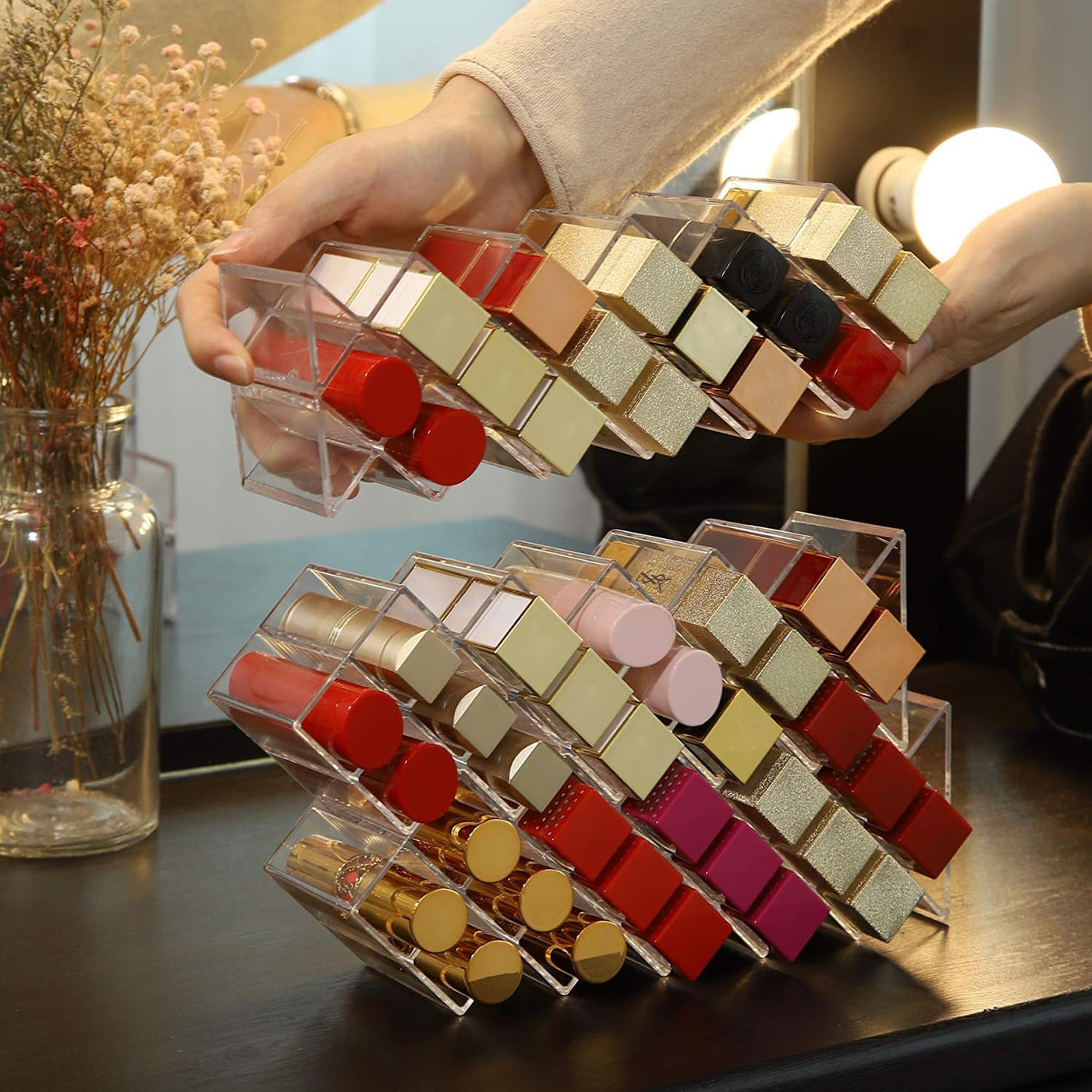 Lipstick Holder Organizer, 16 Spaces Acrylic Stackable Fish Shape Lipstick Tower (1 Pack)