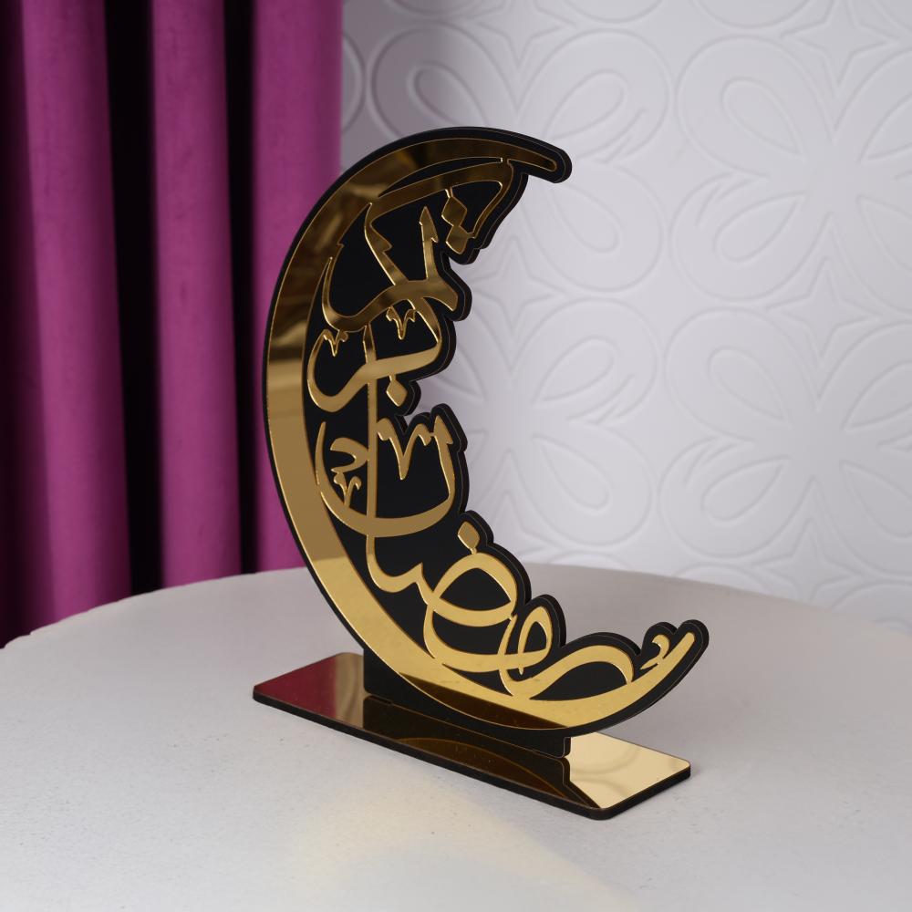 Gold Acrylic Ramadan Kareem Crescent Stand – Elegant Islamic décor for Eid and Ramadan celebrations, ideal for home, office, or festive gifting.